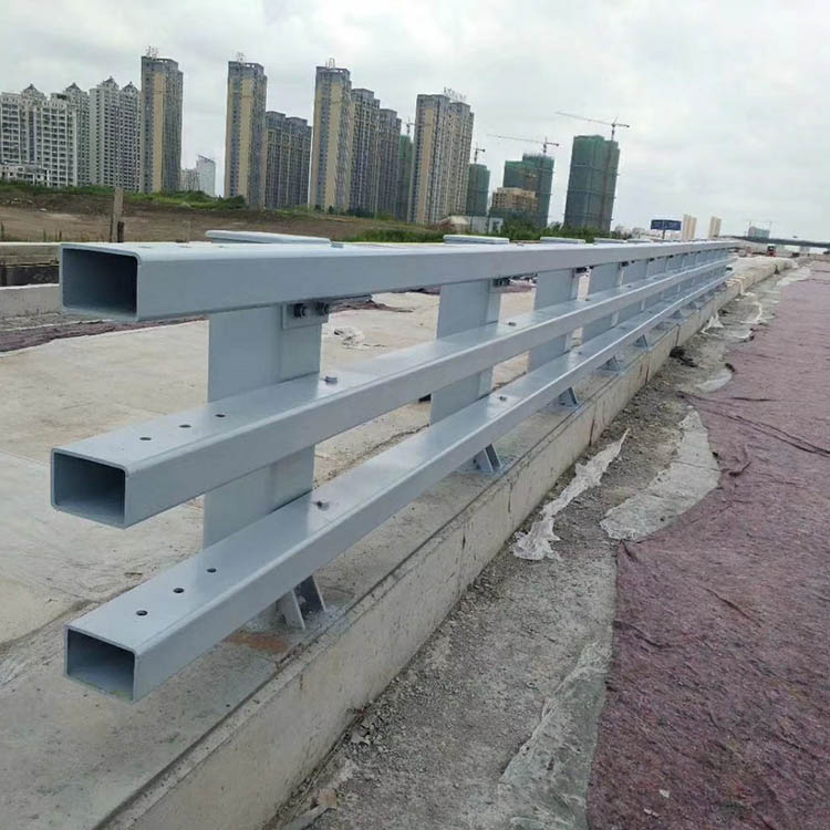 防撞護欄